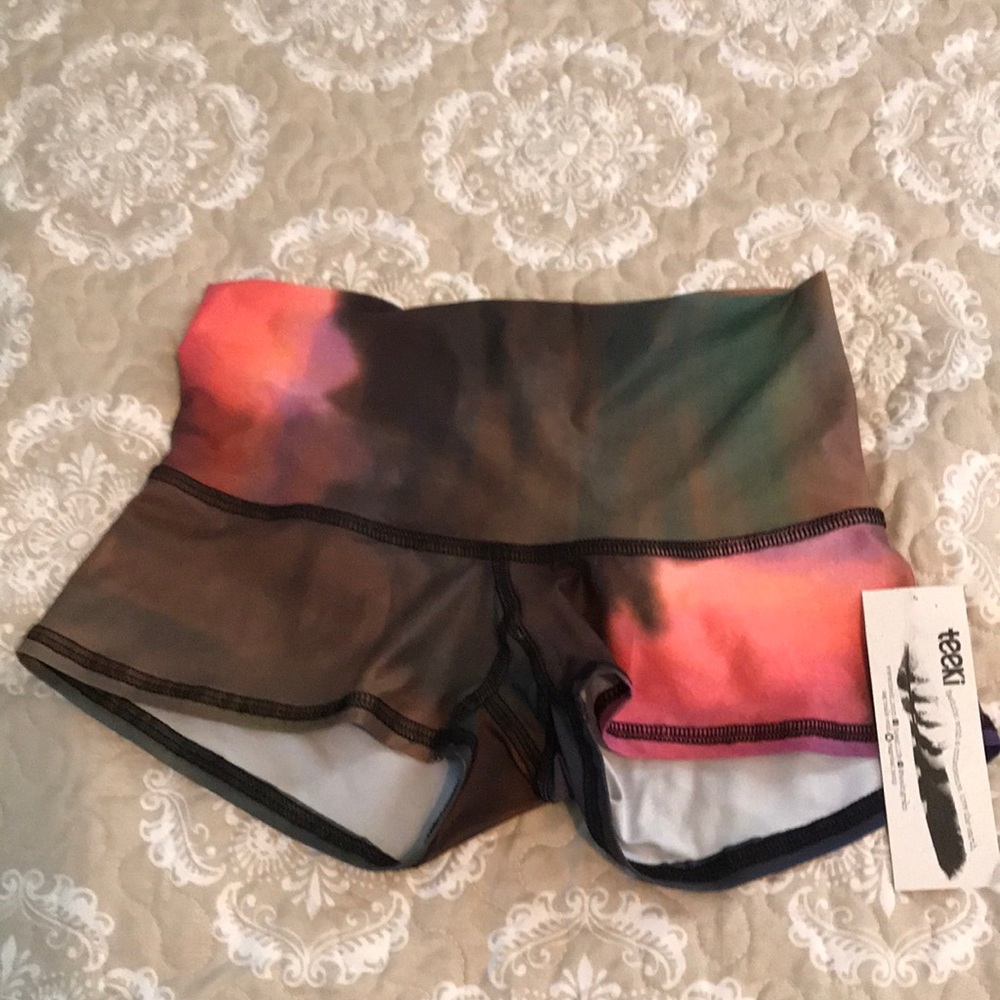 Teeki sun short-cloud